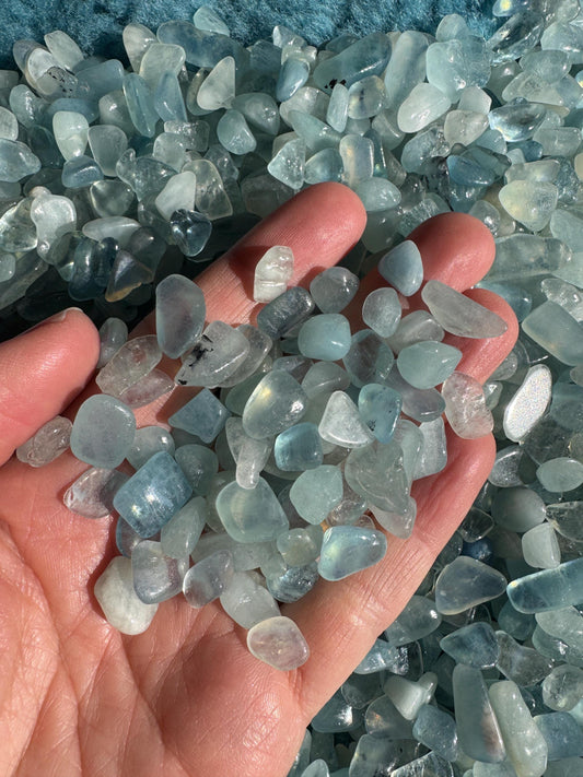 Aquamarine chippings